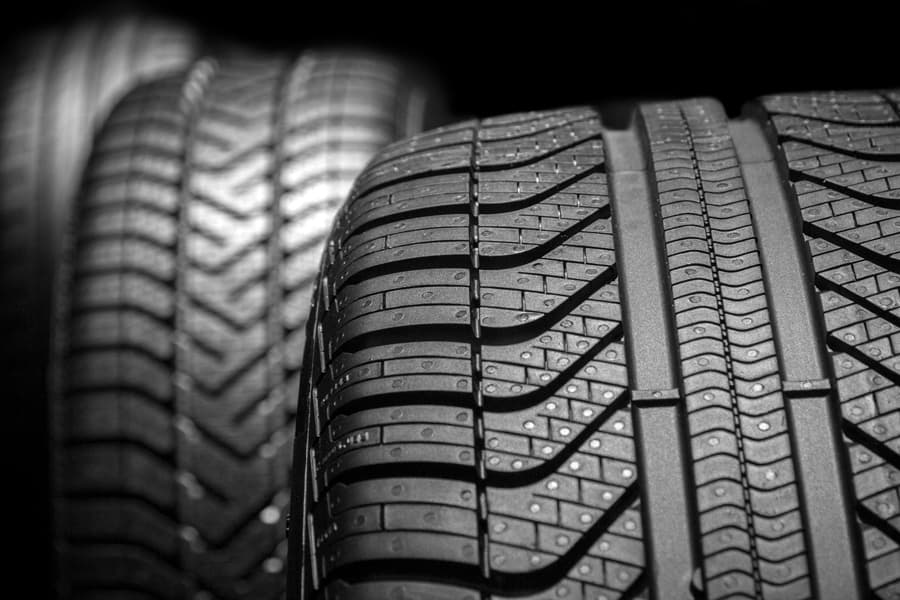 cars-img-tyres