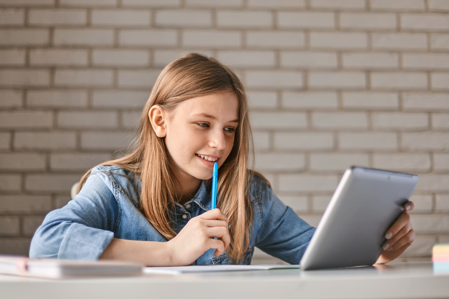 data-img-hero.jpg data-img-hero